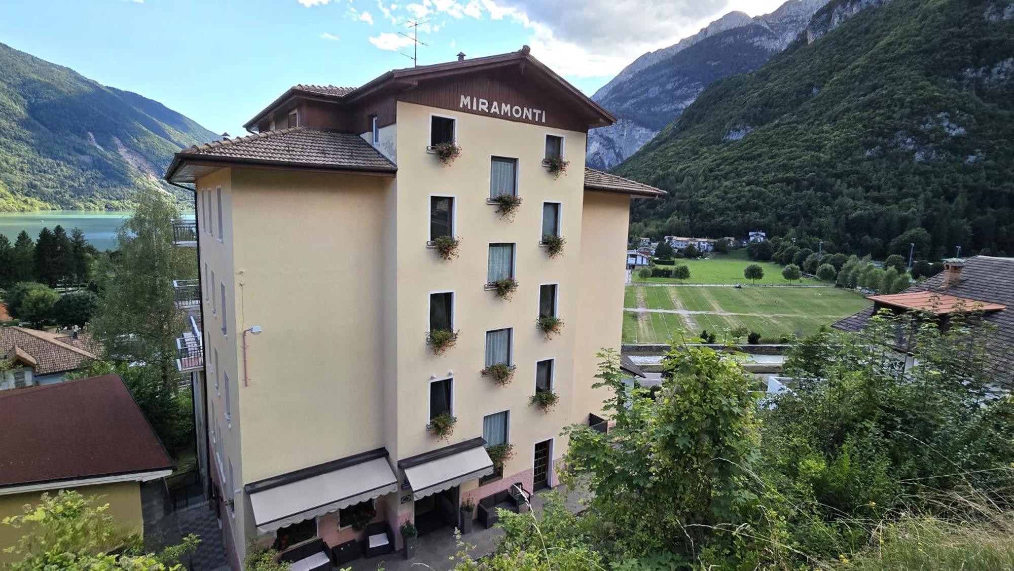 Hotel Miramonti Molveno Exteriér fotografie